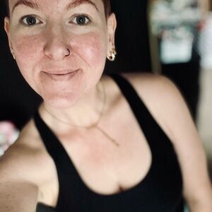 Meet your Posher, Chrissy